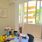 Lägenhet Begona White Pearl Center Nogalera By Namaste Elite *