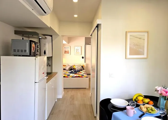 Begona White Pearl Center Nogalera By Namaste Elite Торремолинос