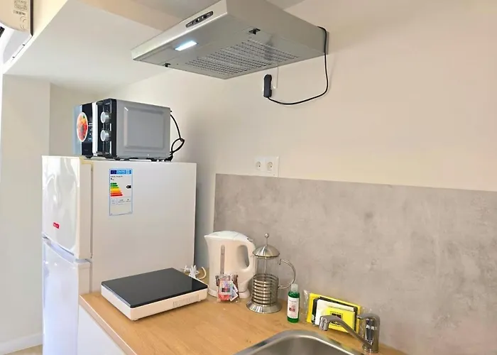 Begona White Pearl Center Nogalera By Namaste Elite Torremolinos