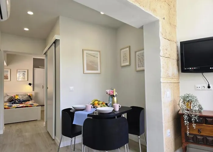 Begona White Pearl Center Nogalera By Namaste Elite Torremolinos