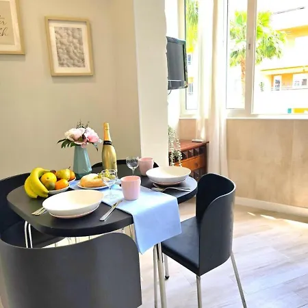 Begona White Pearl Center Nogalera By Namaste Elite Apartman Torremolinos